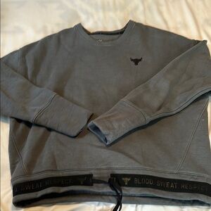 Women’s Under Armour Charged Sweatshirt Medium